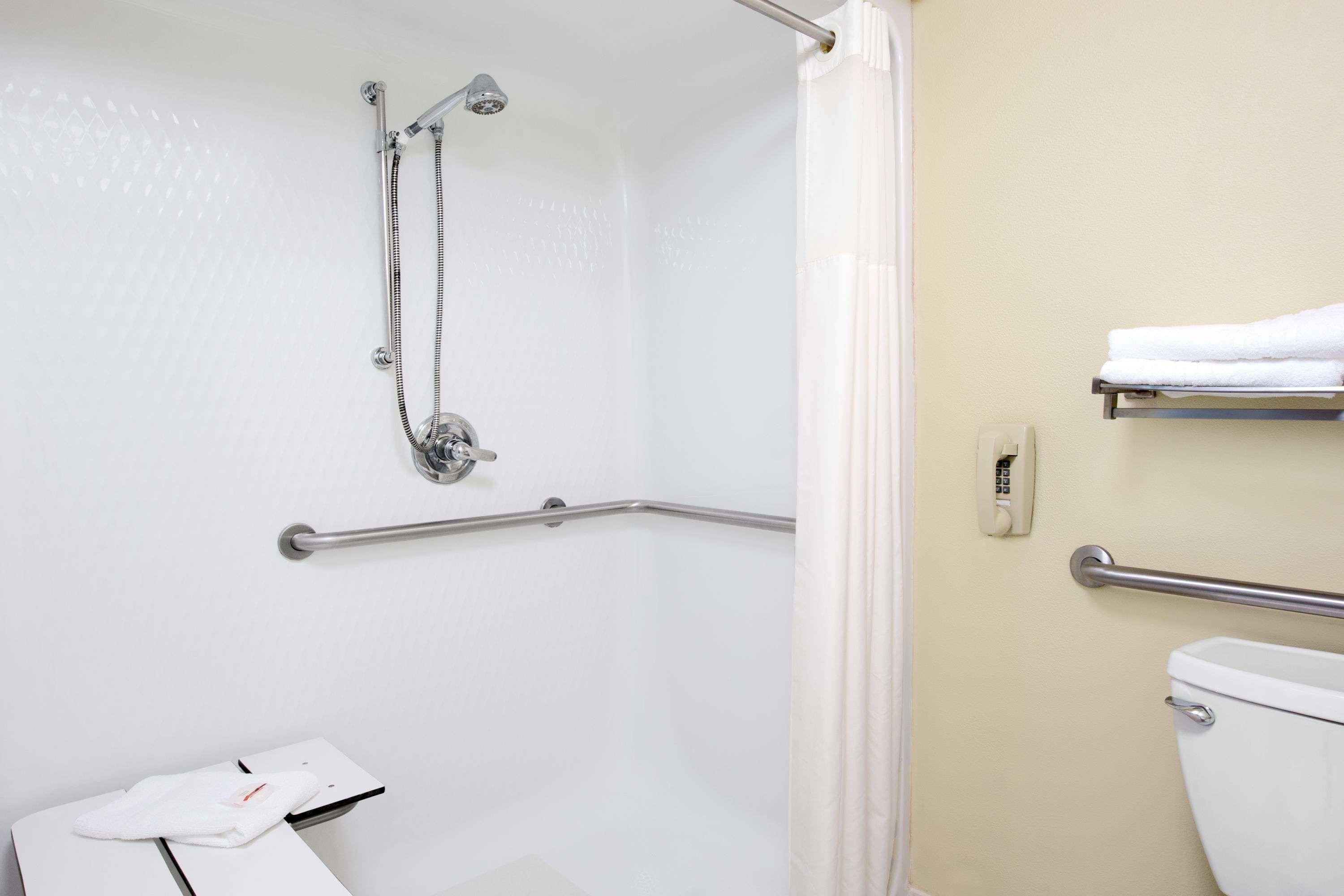 Days Inn & Suites By Wyndham Pocahontas Екстер'єр фото